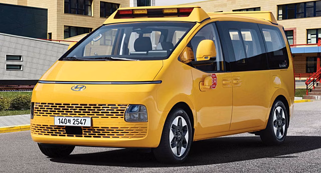 Из минивэна Hyundai Staria сделали школьный транспорт