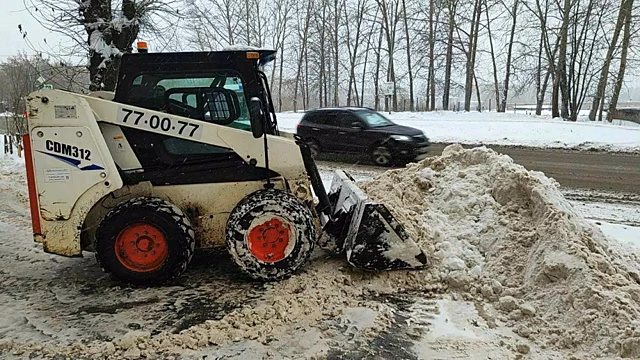 Из Кирова вывезли более 1500 кубометров снега за две ночи