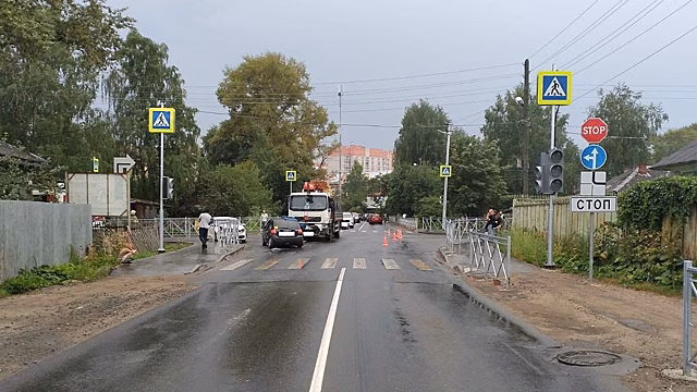 При столкновении двух автомобилей в Омской области пострадали шесть человек