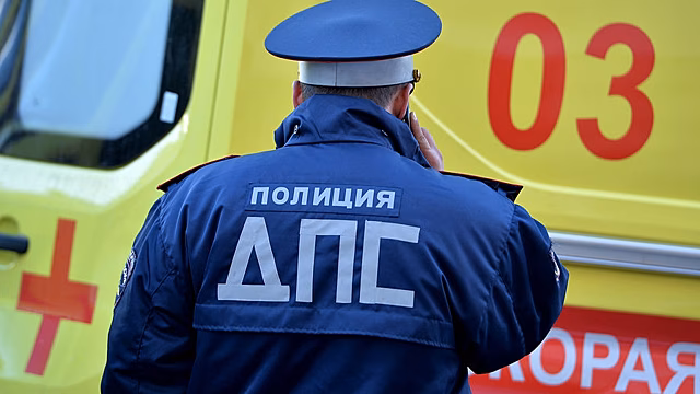 Два человека погибли в ДТП с КамАЗом в Приморье