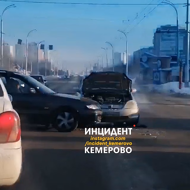 ДТП произошло на одном из перекрестков в Кемерове