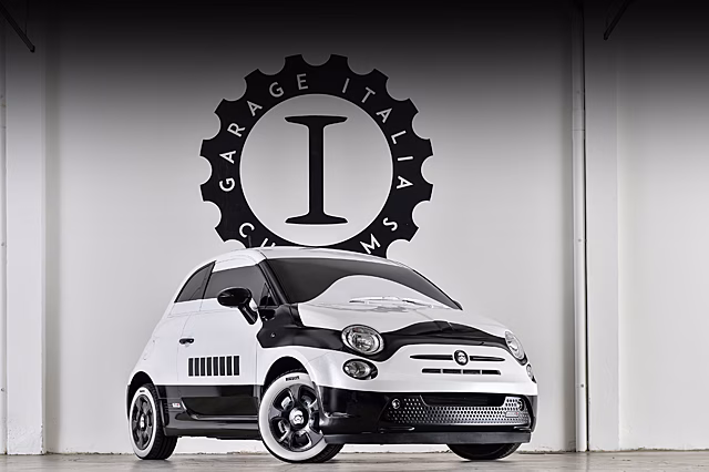 Fiat 500 посвятили «Звездным войнам»