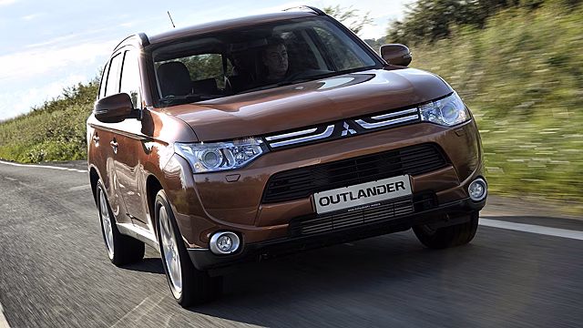 Шумная, ржавеющая «консервная банка»: так ли хорош Mitsubishi Outlander