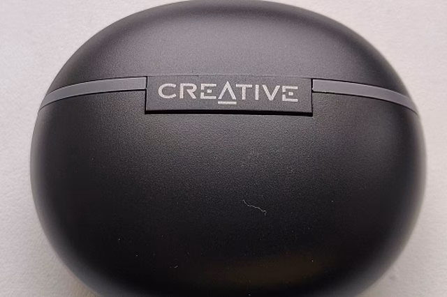 Creative Zen Air DOT: легкие спортивные вкладыши