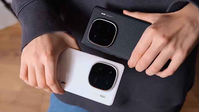 Говорят, что флагманские Vivo iQOO 12 выгоднее дорогих Xiaomi и других смартфонов. Теперь это проверили