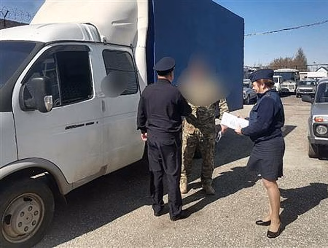 У сельского жителя Самарской области конфисковали грузовик за пьяную езду