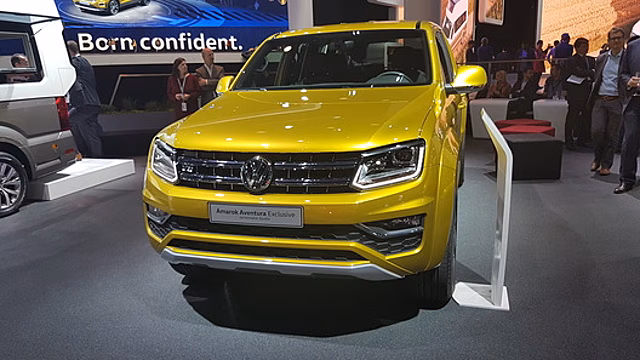 Во Франкфурте дебютировали две новые версии пикапа Amarok