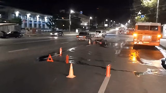Мотоциклист залетел под автобус в Приокском районе