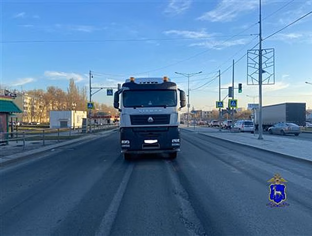 В Самаре пенсионерка попала под колеса фуры