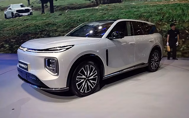 Changan представил гибридный кроссовер Nevo Q07