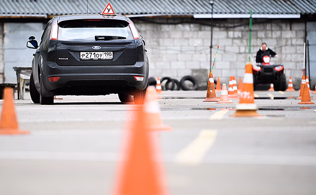 Автошколы выступили против проверок ГИБДД