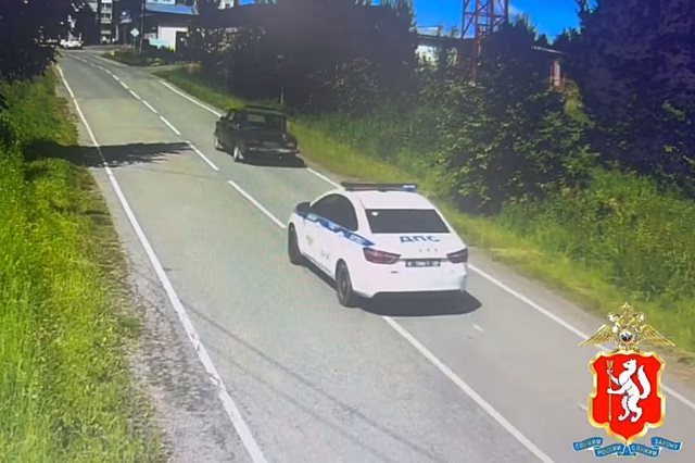 На Урале два школьника угнали машину и попали в ДТП