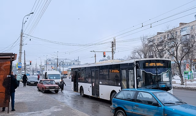 В Волгограде подросток брызнул в водителя автобуса из газового баллончика