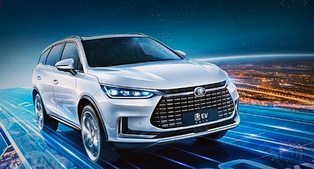 Китайская компания BYD расширяет производство новых LFP-батарей для электромобилей