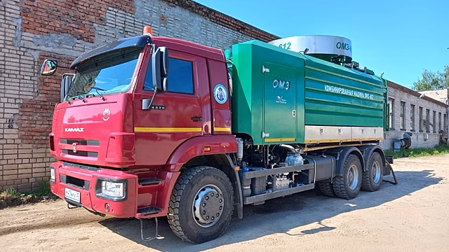 На помощь работникам «Водоканала» прибудет машина для очистки ливнёвок и канализации