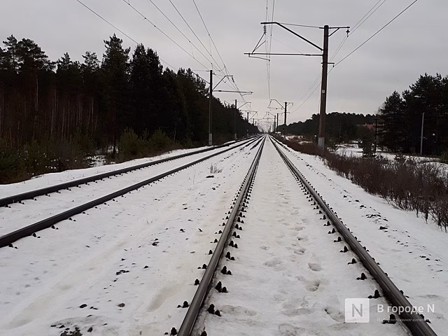 Мужчина погиб под колесами электрички в Балахне