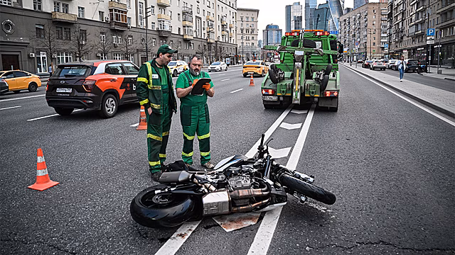 Раскрыты подробности наезда байкера на звезду клипа «Девочка-война»