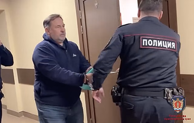 Экс-главу района Красноярского края арестовали по подозрению в коррупции