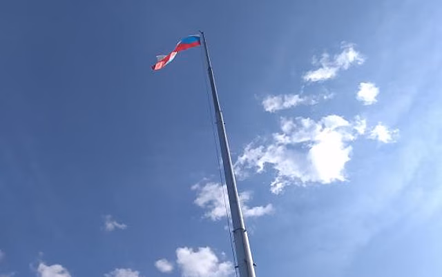 В Курской области при ударах беспилотников пострадали люди и загорелся дом