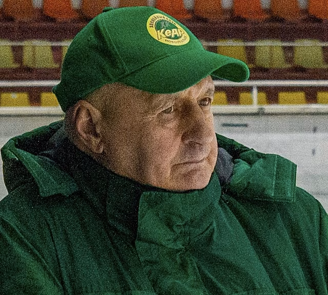 Свердловский тренер Плешков скончался в ДТП в возрасте 67 лет