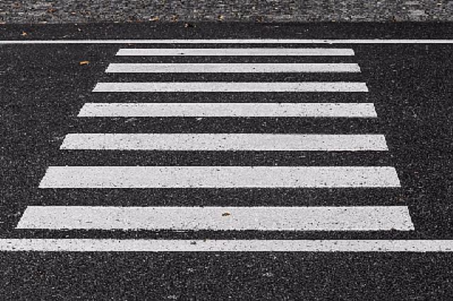 В Благовещенске сбили пешехода: мужчину доставили в больницу