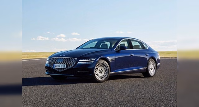 Genesis G80 2021 года показали в деталях в новой серии фото