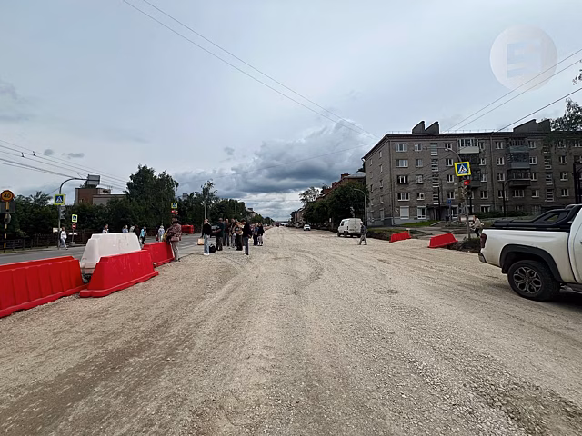 На улице Удмуртской в Ижевске ограничат движение транспорта