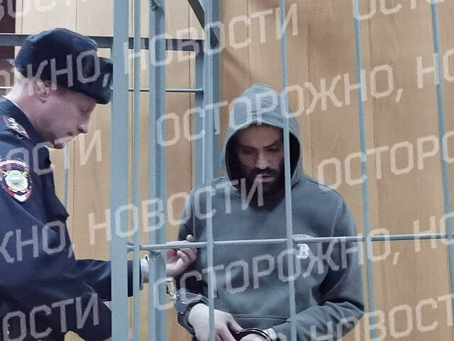 Суд в Екатеринбурге на два месяца арестовал мужчину, сбившего трех девочек в Ревде