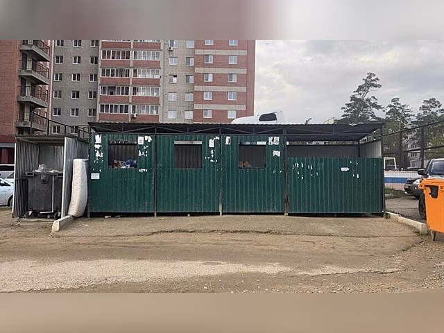 В Забайкалье ввели штрафы за парковку у мусорных контейнеров