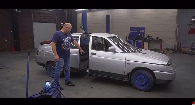Блогеры показали, что сочлененная Lada — явно плохая идея