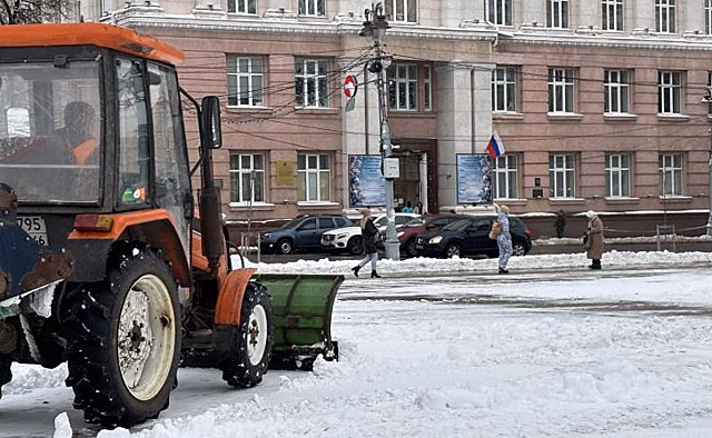 В Курске полиция с помощью штрафов борется с неубранным снегом