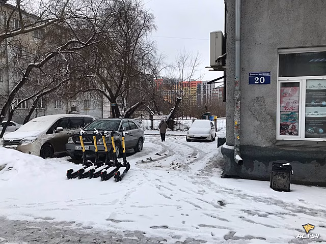На улицах Новосибирска в этом году будет более 3000 самокатов сервиса Whoosh