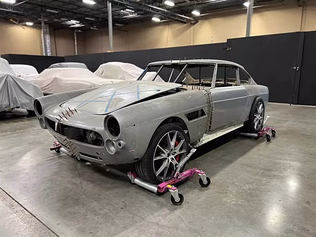 Кузов Ferrari 1963 года установили на шасси современного Ferrari