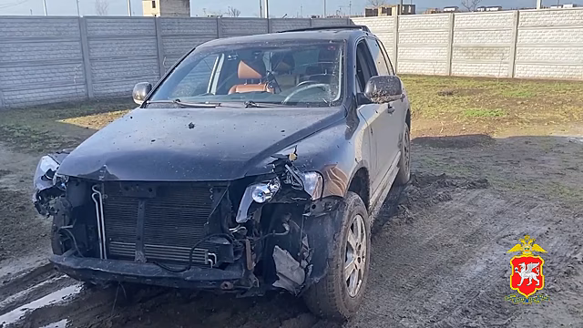 В Крыму задержан нетрезвый пенсионер, снесший во время ночного вояжа за спиртным три дорожных знака