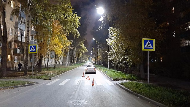 Молодой водитель сбил девушку на пешеходном переходе в Вологде