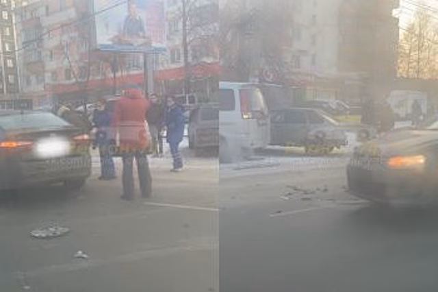 В Челябинске у «Теплотеха» произошло ДТП с пострадавшими