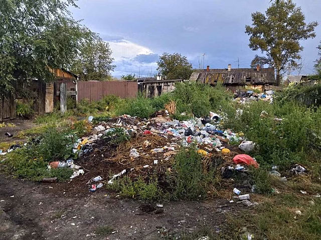 Фото тех, кто создают свалки в Чите, предложила развешивать по городу Щеглова