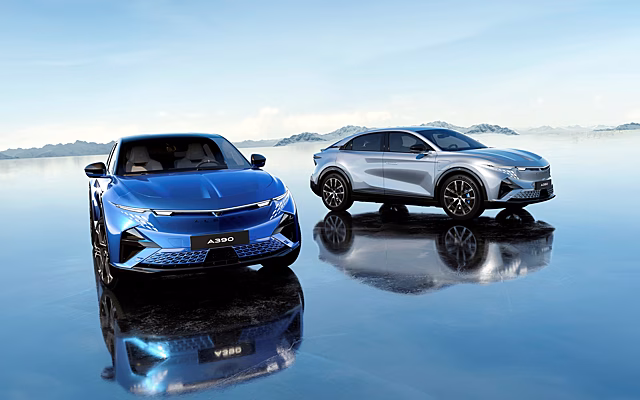 Alpine A390 готовится к старту продаж: цены ниже, чем у Porsche Macan