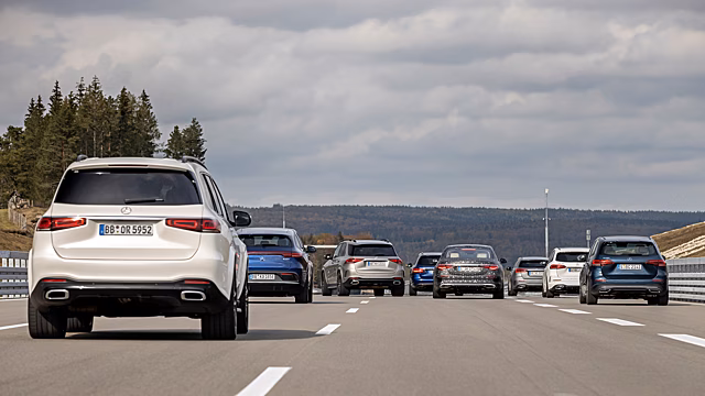 Концерн BMW лидировал по количеству продаж премиальных автомобилей в мире