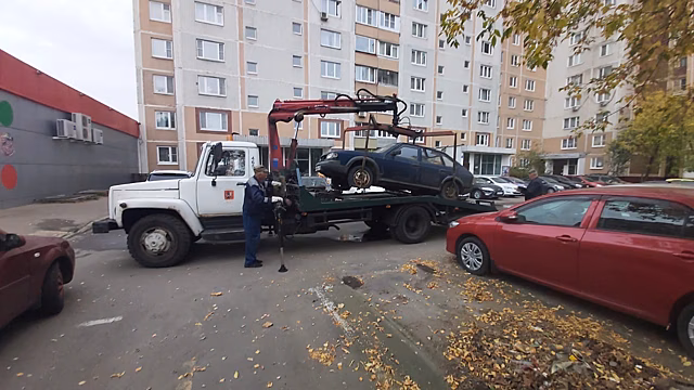 В Северном Бутове в 2020 году выявили 49 легковушек с признаками брошенных авто