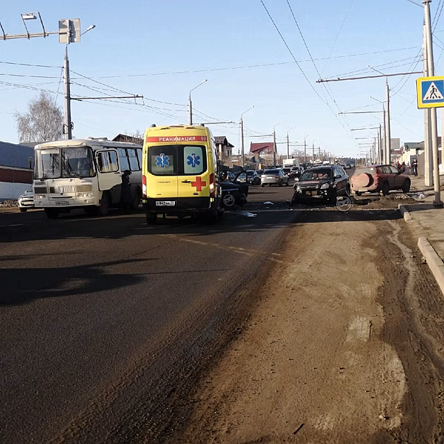 Из-за серьезного ДТП на ул. Карпинского в Пензе возник затор