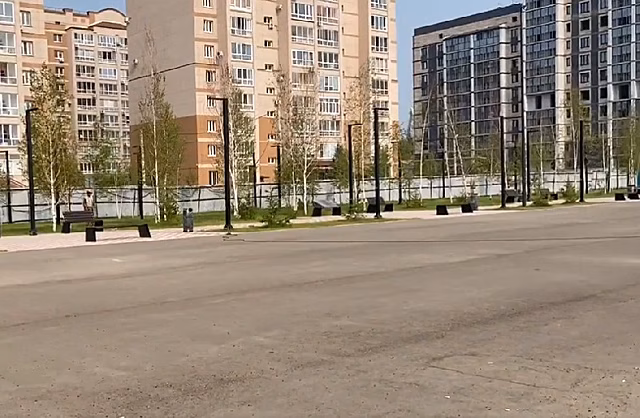 В Благовещенске на зейской набережной установят ограждение, чтобы бороться с автохамами