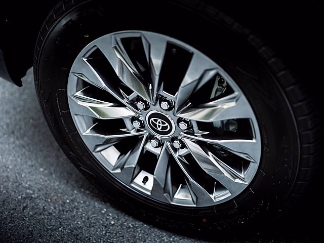 BMW и Toyota завоевали сердца россиян