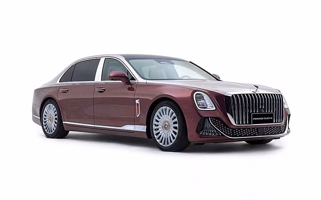 Hongqi готовится к премьере роскошного седана для РФ