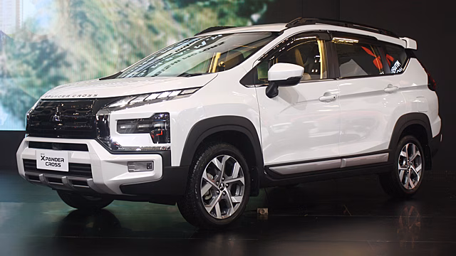 Дилеры РФ нашли способ продавать Mitsubishi Xpander Cross менее, чем за 3 млн рублей