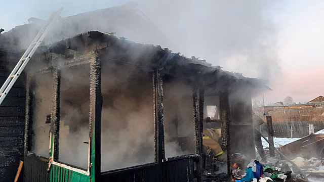 Подозреваемый в поджоге житель Красноярского края пытался в нетрезвом виде на авто скрыться от полиции