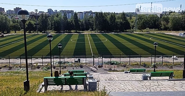 На стадионе «Юность» после скандала возобновили реконструкцию