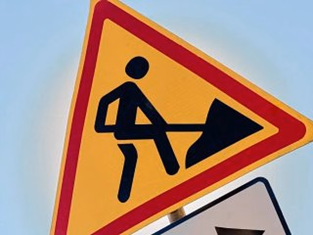 Ремонт дороги в Демском кордоне завершат к концу октября