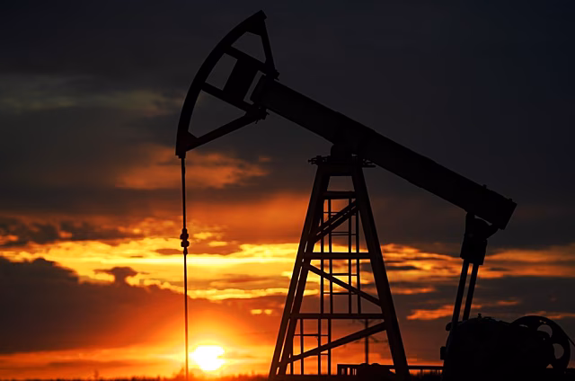 Нефть дорожает из-за урагана
