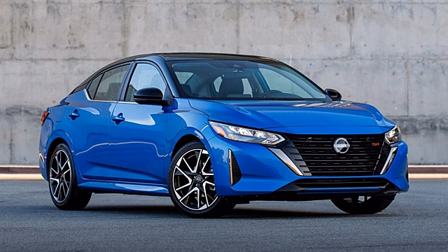 Nissan немного обновил американскую Sentra
